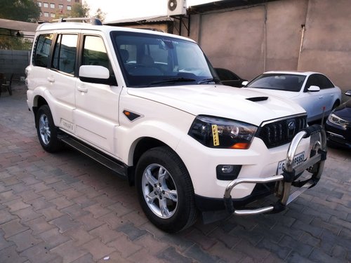 Used Mahindra Scorpio car at low price