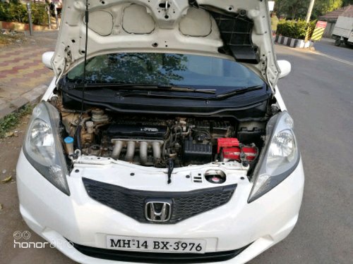 Used Honda Jazz 2010 car at low price