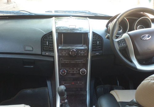 Used Mahindra XUV500 car at low price