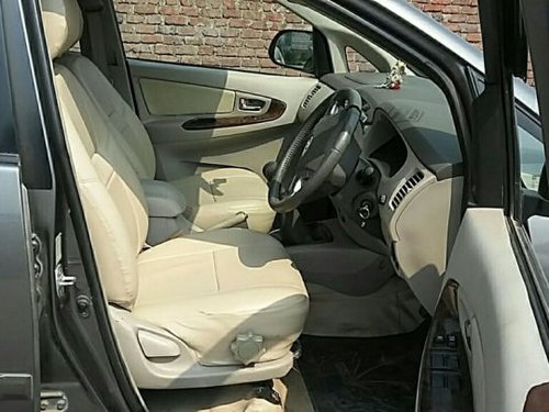 Used Toyota Innova 2012 car at low price