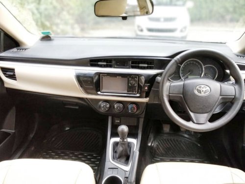 Used Toyota Corolla Altis 2015 car at low price