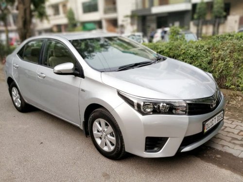 Used Toyota Corolla Altis 2015 car at low price