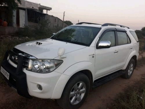 Toyota Fortuner 3.0 Diesel 2011 for sale