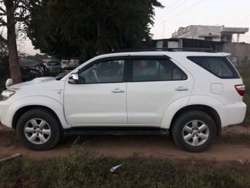 Toyota Fortuner 3.0 Diesel 2011 for sale