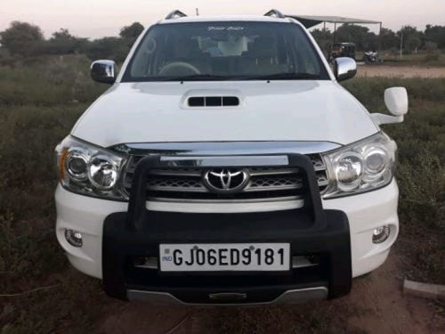 Toyota Fortuner 3.0 Diesel 2011 for sale