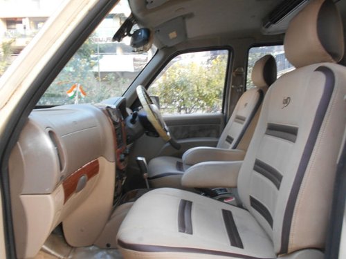 Mahindra Scorpio VLX 4WD AIRBAG AT BSIV 2013 for sale