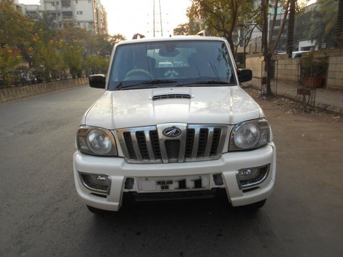 Mahindra Scorpio VLX 4WD AIRBAG AT BSIV 2013 for sale