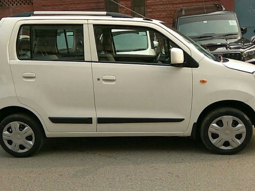 Used Maruti Suzuki Wagon R AMT VXI 2015 for sale