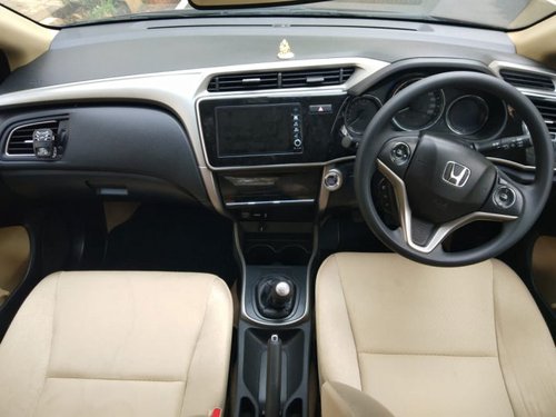 Honda City V MT AVN 2016 for sale