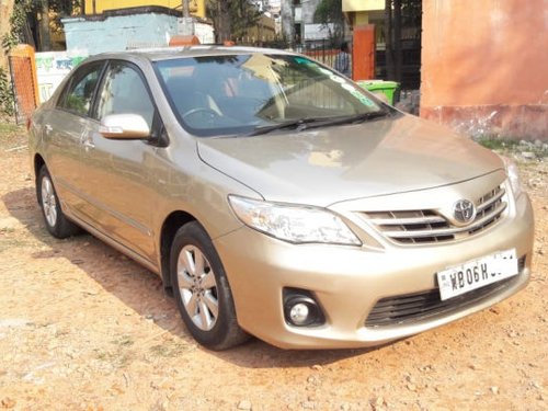 Used Toyota Corolla Altis 2011 car at low price