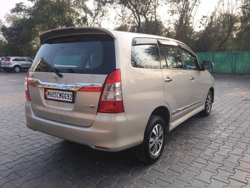 Used Toyota Innova 2016 car at low price