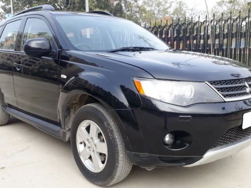 Used Mitsubishi Outlander 2009 car at low price