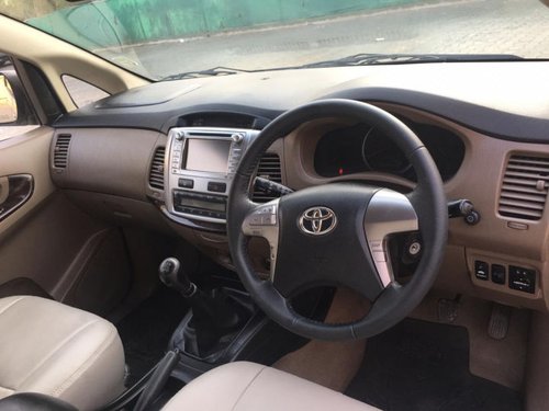 Used Toyota Innova 2016 car at low price