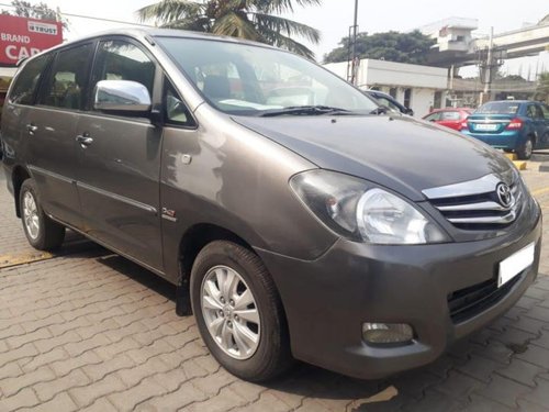 Toyota Innova 2.5 GX 8 STR BSIV 2010 for sale