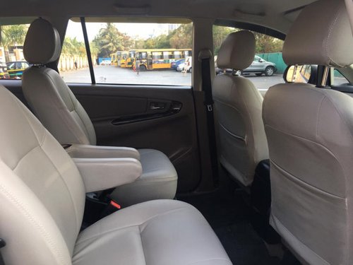 Used Toyota Innova 2016 car at low price