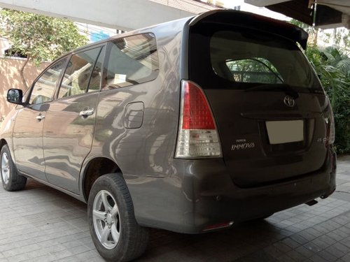 Used Toyota Innova 2010 car at low price