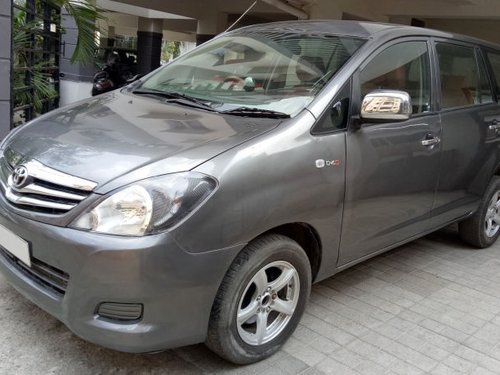 Used Toyota Innova 2010 car at low price