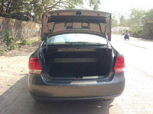 Volkswagen Vento 1.6 Highline 2013 for sale