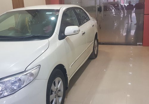 Used Toyota Corolla Altis car 2011 for sale at low price