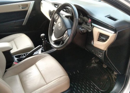 Toyota Corolla Altis GL MT 2015 for sale