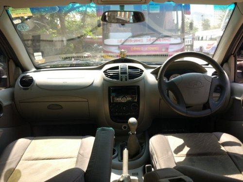 Used Mahindra Quanto C8 2012 for sale