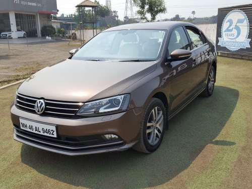 Used Volkswagen Jetta 2.0L TDI Highline AT 2015 for sale