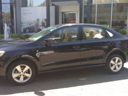 Used Skoda Rapid car 2014 for sale at low price