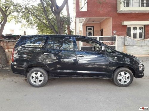 Used Toyota Innova 2004-2011 car at low price