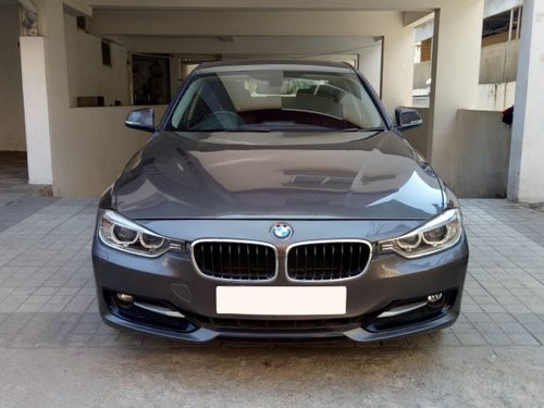 Used BMW 3 Series 320d Luxury Line 2013 by owner 