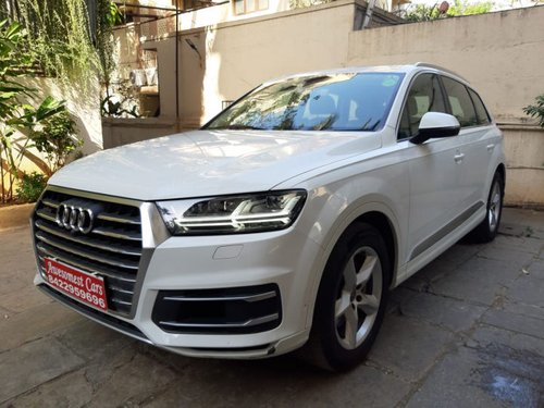 Good as new 2016 Audi Q7 for sale