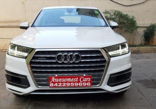 Good as new 2016 Audi Q7 for sale