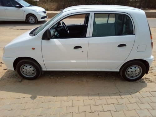 Used Hyundai Santro car at low price