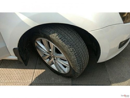 Used Volkswagen Polo car at low price