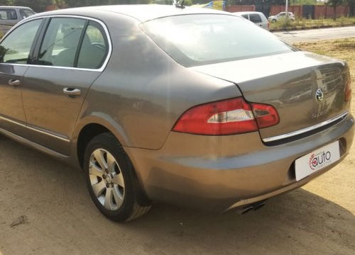 2010 Skoda Superb 2009-2014 for sale at low price