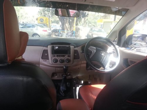 Good as new Toyota Innova 2.5 G (Diesel) 8 Seater for sale