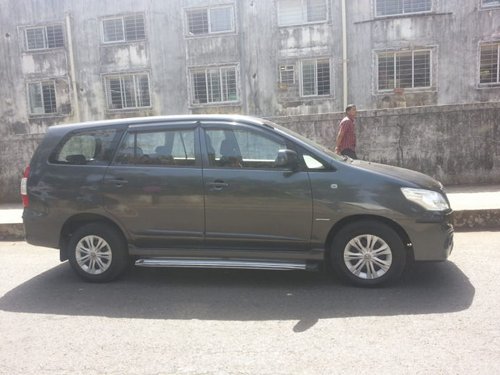 Good as new Toyota Innova 2.5 G (Diesel) 8 Seater for sale