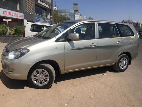 Toyota Innova 2.5 G4 Diesel 8-seater by owner