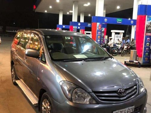 Toyota Innova 2.5 GX 8 STR, 2010, Diesel for sale