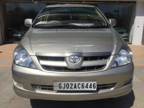 Toyota Innova 2.5 G4 Diesel 8-seater by owner