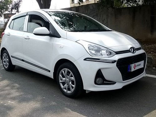 Used Hyundai i10 car at low price