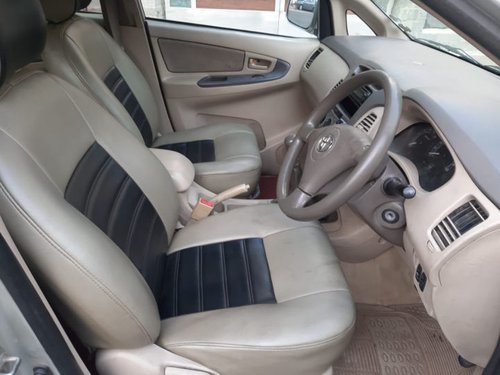 Used Toyota Innova 2004-2011 car at low price