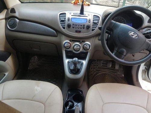 Used Hyundai i10 car at low price