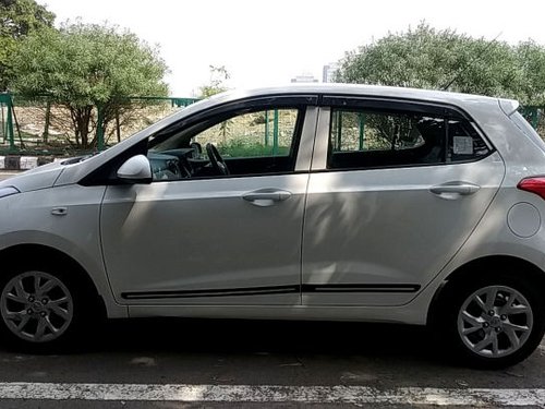 Used Hyundai i10 car at low price