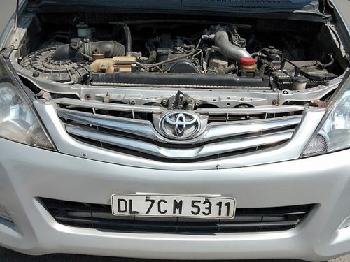 Toyota Innova 2.5 V Diesel 7-seater for sale