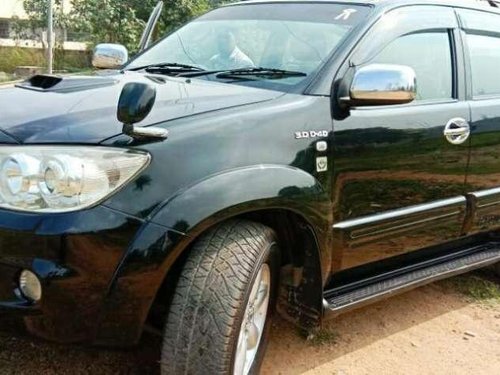 Toyota Fortuner 3.0 4x4 MT, 2010 for sale