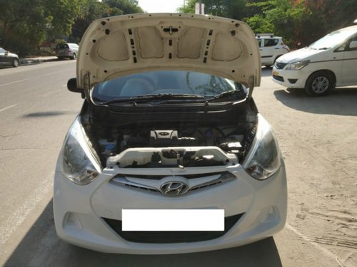 Used Hyundai Eon car at low price