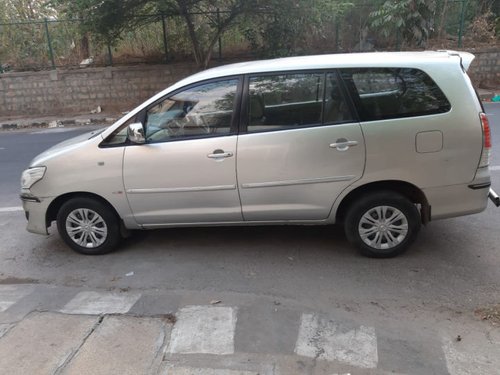 Used Toyota Innova 2004-2011 car at low price