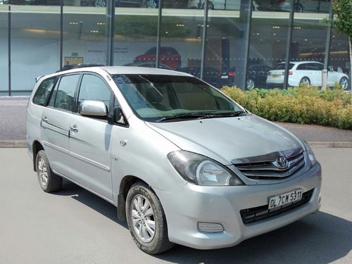 Toyota Innova 2.5 V Diesel 7-seater for sale