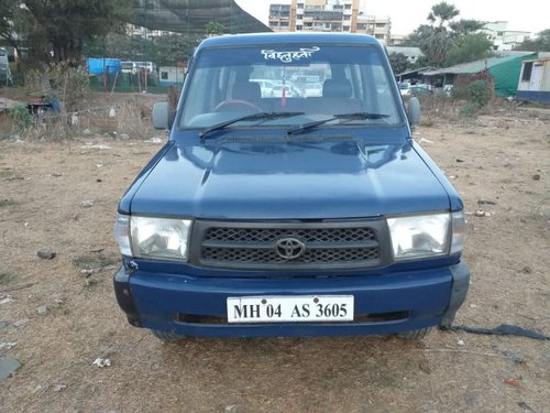 Used 2000 Toyota Qualis for sale