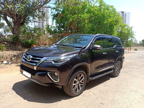 Used Toyota Fortuner car at low price